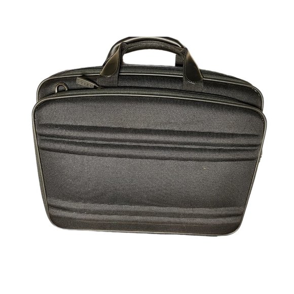 Zero Halliburton 3 Zip Compartment Business/Computer Bag with Shoulder Strap - Picture 3 of 10